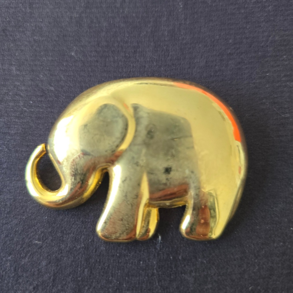 Liz Claiborne Vintage Gold Tone Elephant Brooch Pin Animal Jewelry